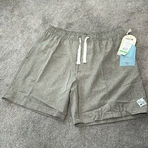 NWT Trunks Land to Water 360 Stretch Short